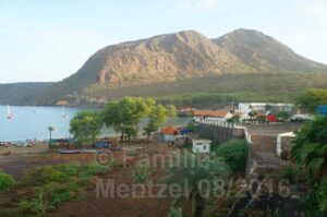 Santiago_Bucht_von_Tarrafal.jpg