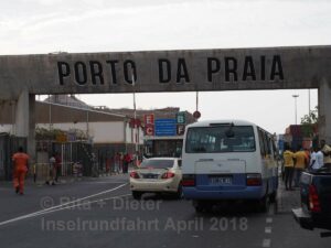 Hafen von Praia