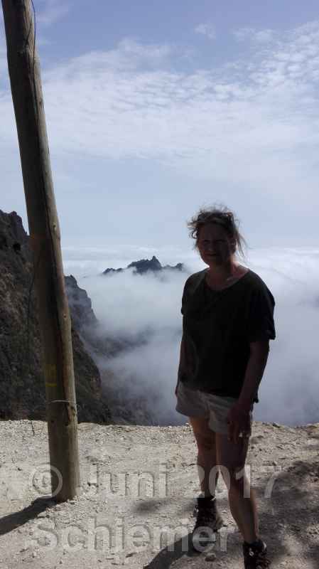 Kratergipfel Santo Antao.jpg