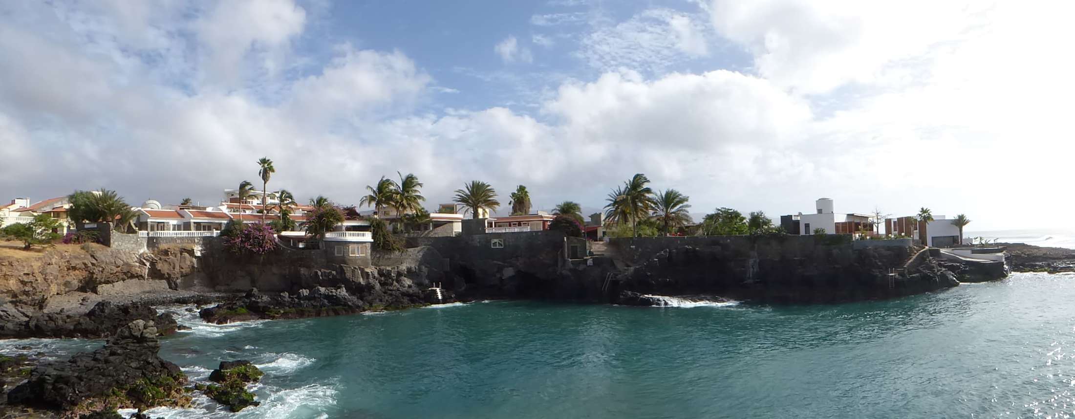 Blick auf die Bucht vor dem King Fisher Village