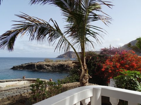 Ponta Atum: King Fisher ("alte Anlage/Apartments" - Blick vom Balkon aufs Meer)