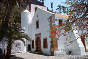Weltkulturerbe Cidade Velha Nossa Senhora do Rosário, die älteste im subsaharischen Afrika errichtete katholische Kirche